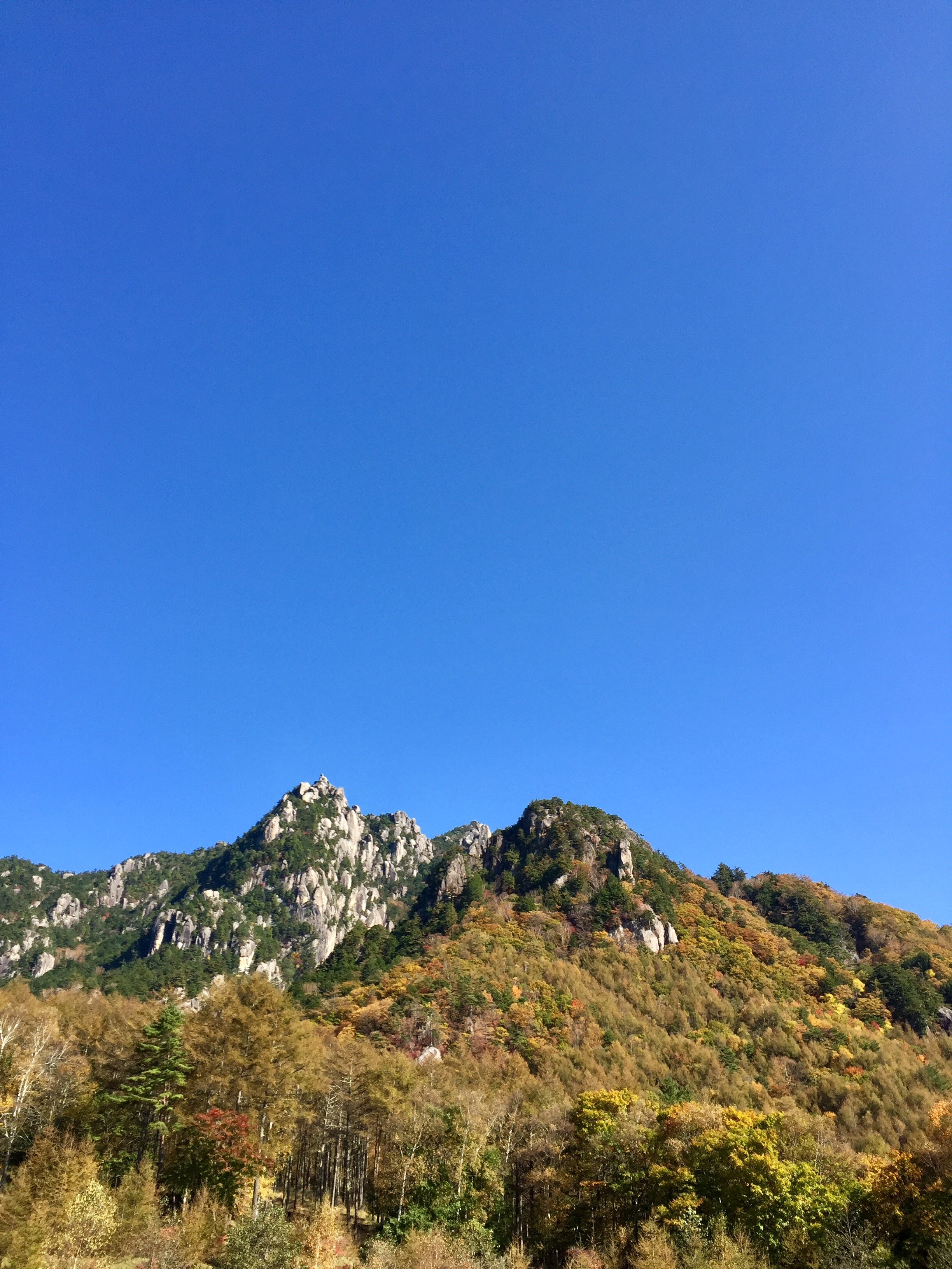 秋の瑞牆山