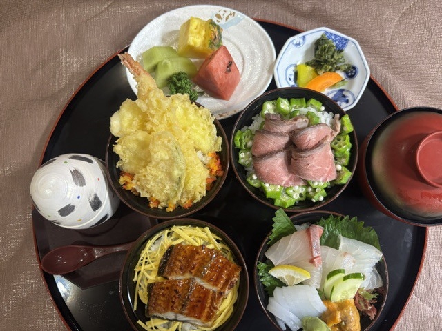 4種の彩りミニ小鉢プラン