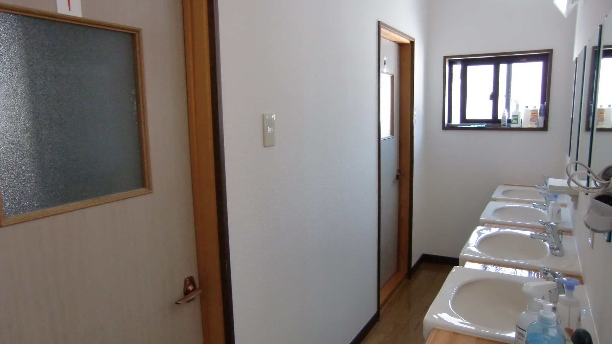 二階洗面所・トイレ