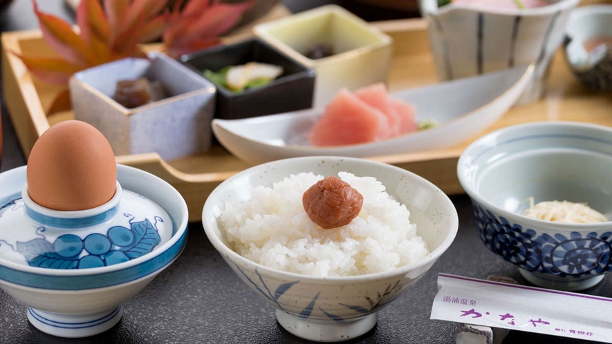 【朝食】朝を彩るかなやの朝ごはん