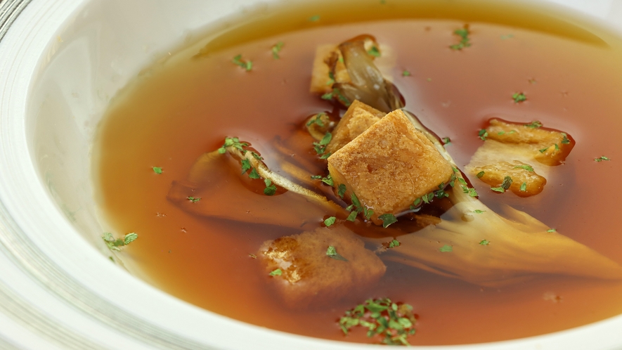 #オリジナルディナープランｰ単品一例ｰ　風味豊かな舞茸スープ