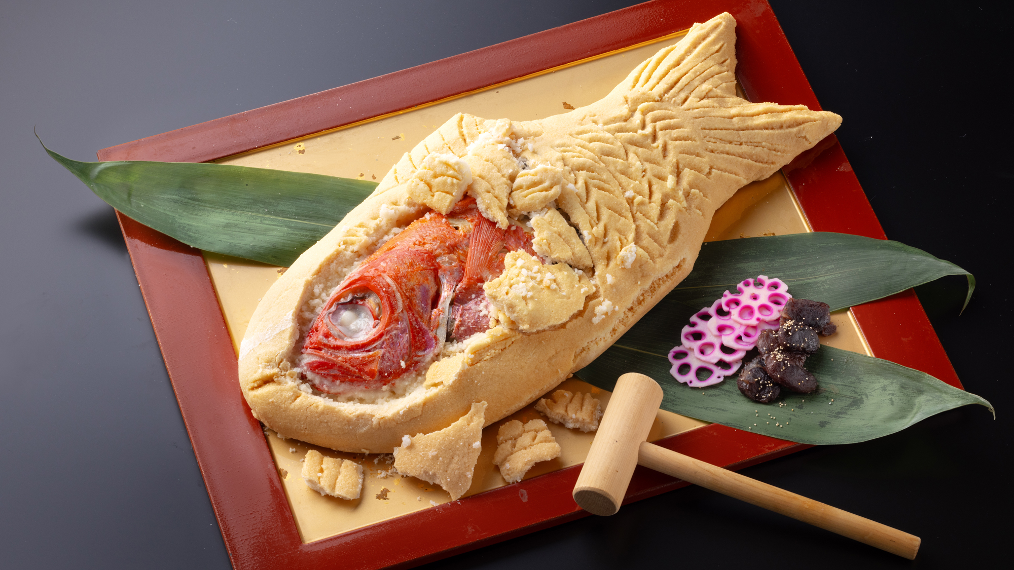 鯛の塩窯焼き（イメージ）