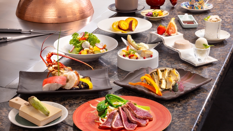 【プライベート温泉をテラス露天風呂付客室で楽しむ】シェフの妙技が魅せる鉄板焼とペアリングで満喫