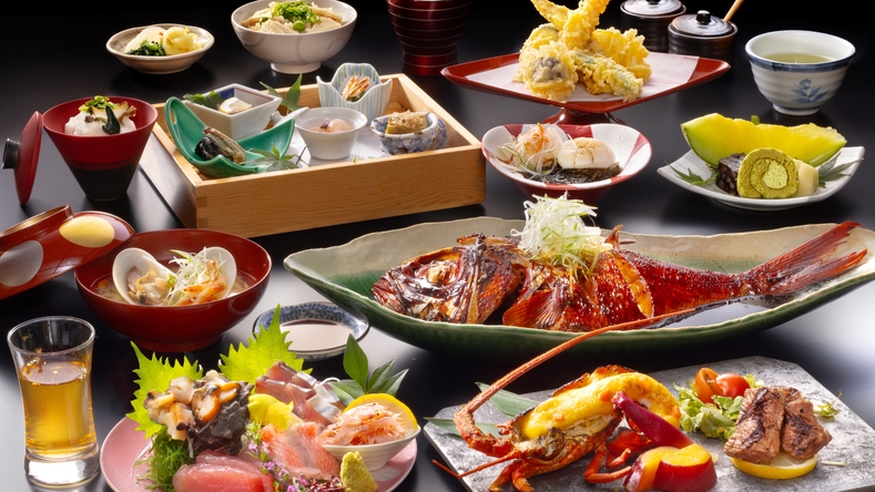 【金目鯛×伊勢海老】ご当地の二大味覚を和会席で堪能！KURA MASTER受賞銘酒3種飲み比べ