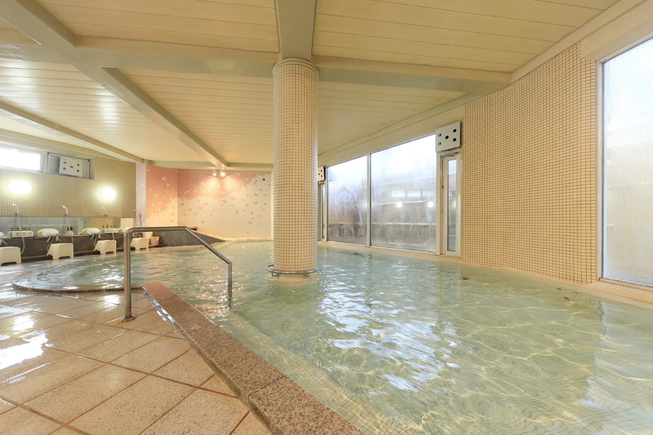 <女性用大浴場 さがみ>