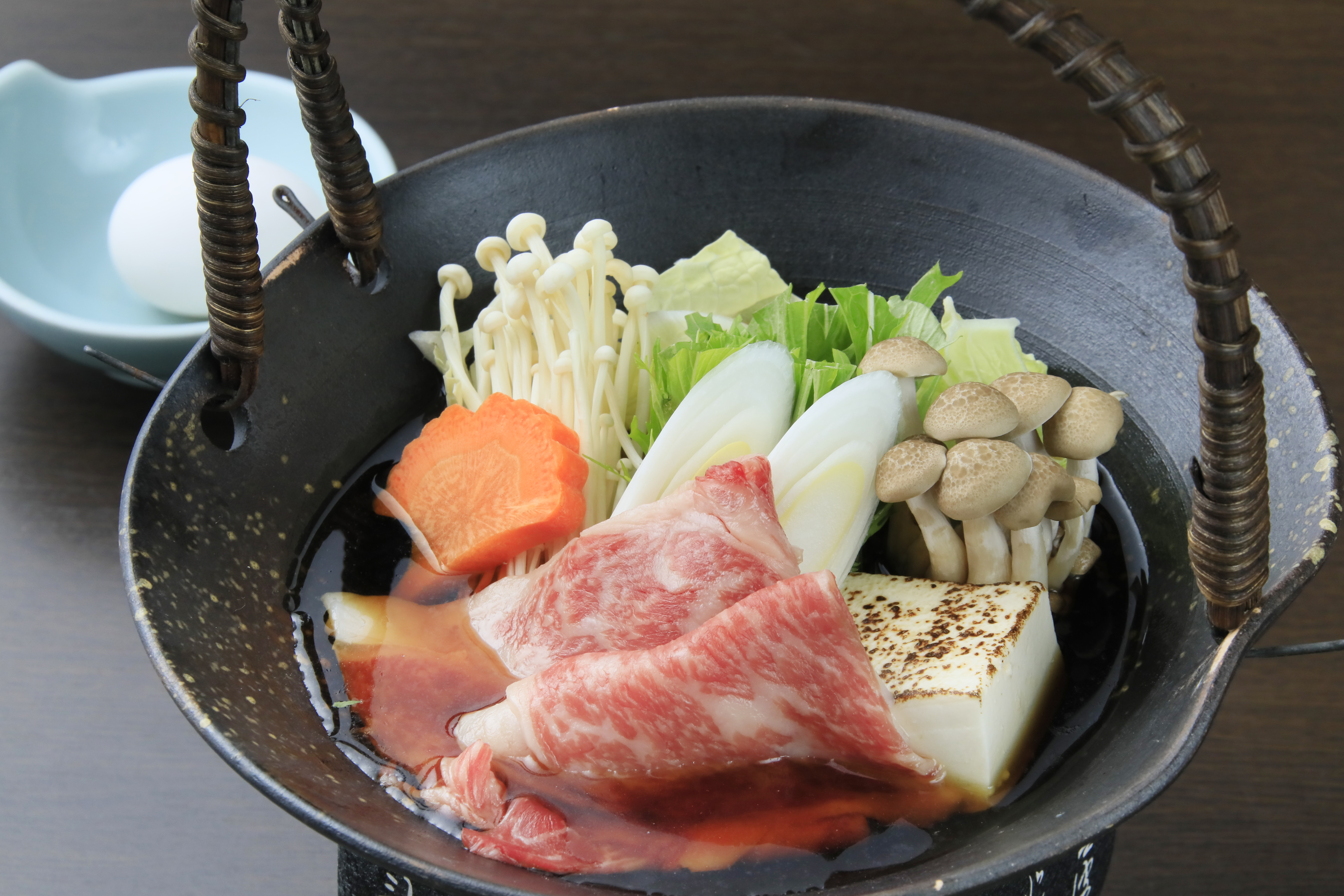 ＜別注料理＞牛すき焼き鍋