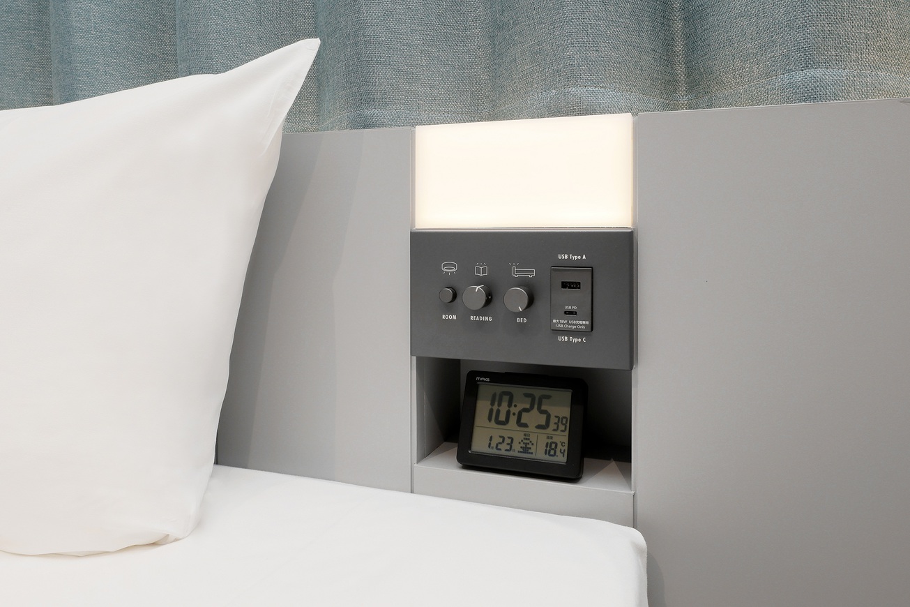 コンセントとUSBポート