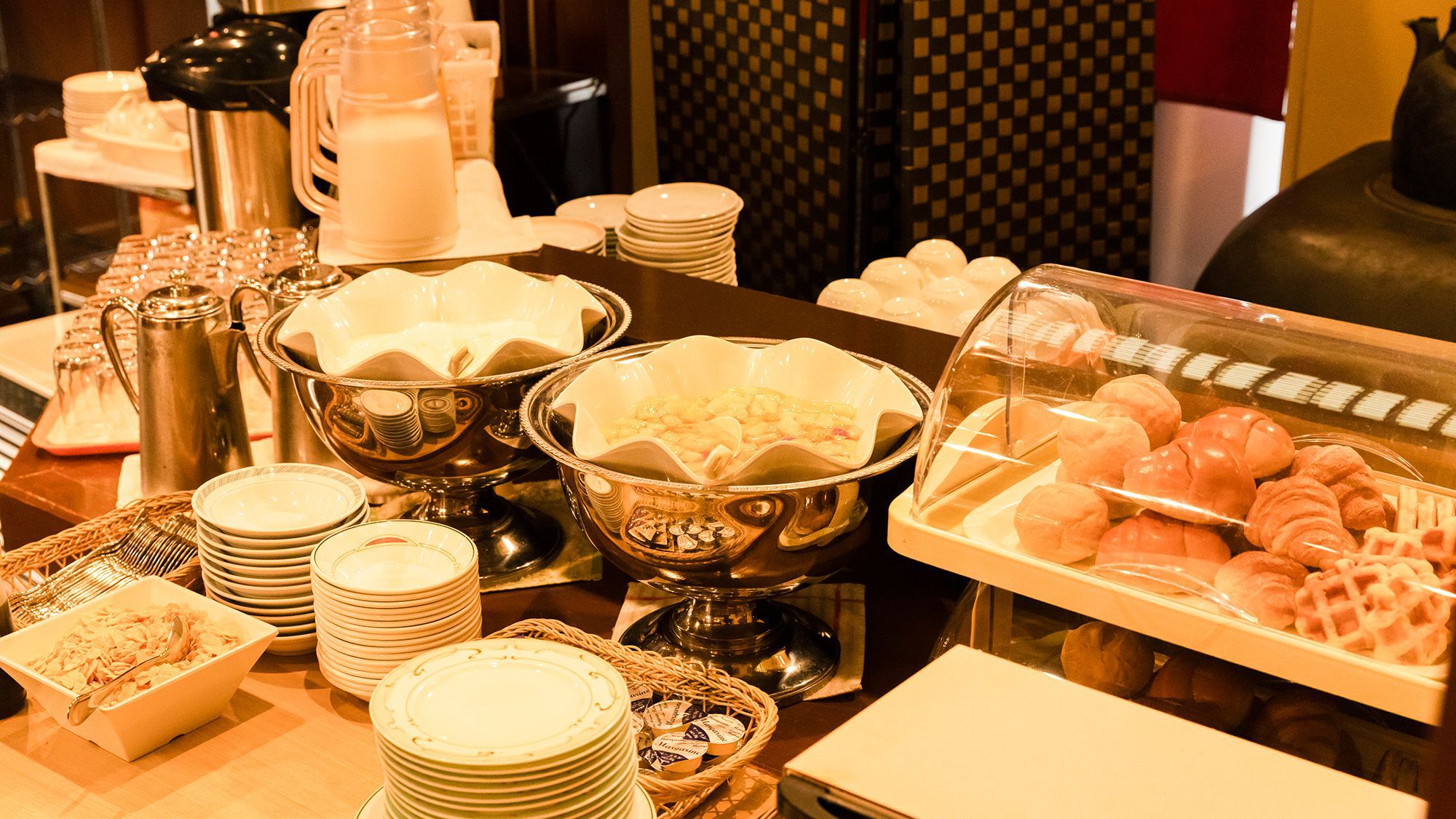 朝食バイキング付きプラン♪アウト１２時