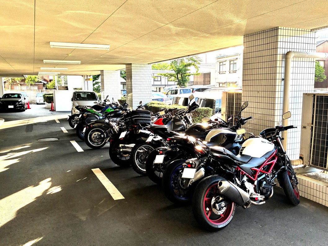 バイカーズプラン【屋根付駐車場完備】♪アウト１２時