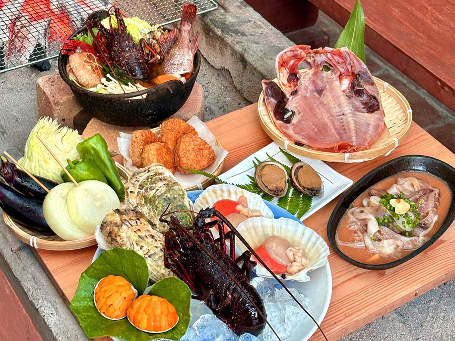 【お食事付・事前決済】伊勢海老づくしプラン「郷土料理の漁師鍋＆海女の豪華海鮮BBQ」（ペット可）