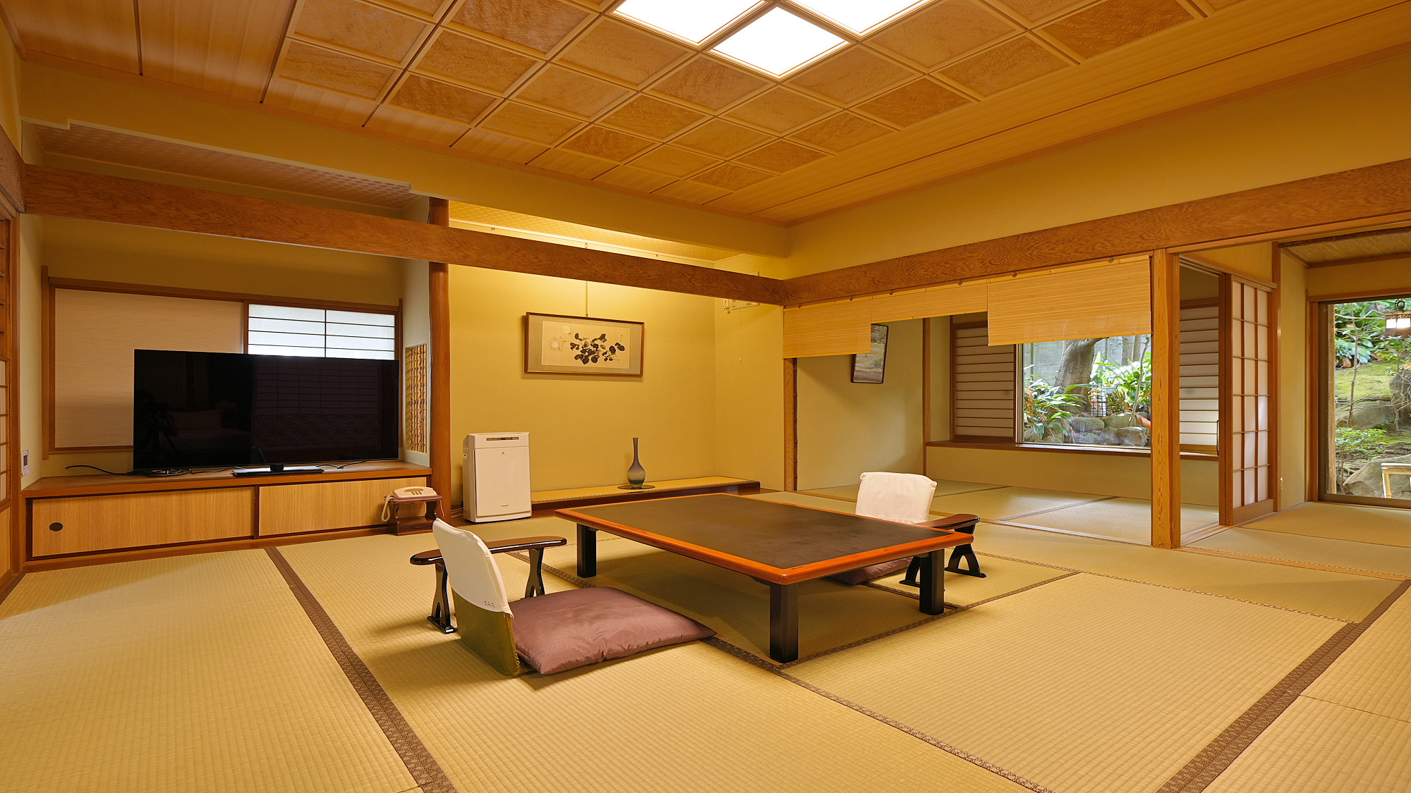 ＜葵＞数寄屋造りの離れ風半露天風呂付客室／和室2間