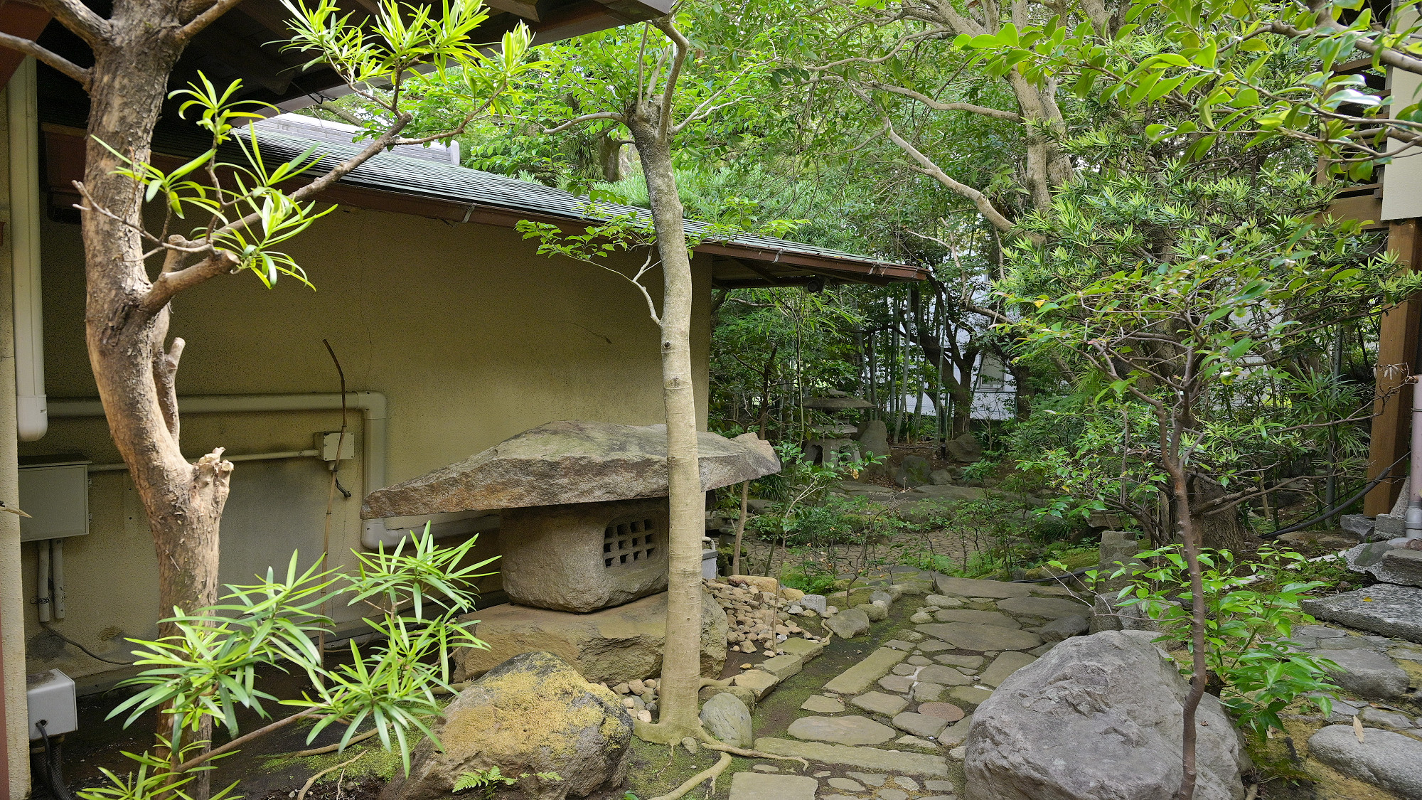 ＜桃山＞離れ風半露天風呂付客室／和室2間＋縁側付