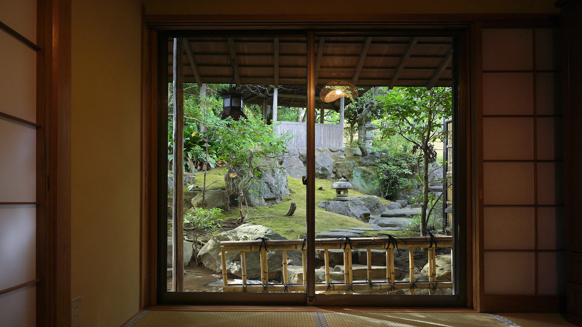 ＜葵＞数寄屋造りの離れ風半露天風呂付客室／和室2間