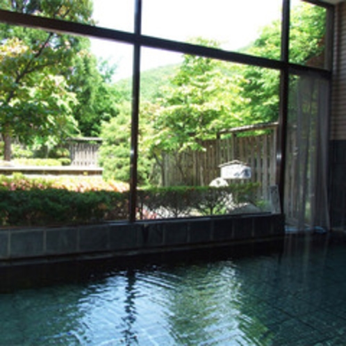 *内風呂一例／とろみのある、源泉かけ流しの天然温泉をお楽しみください。