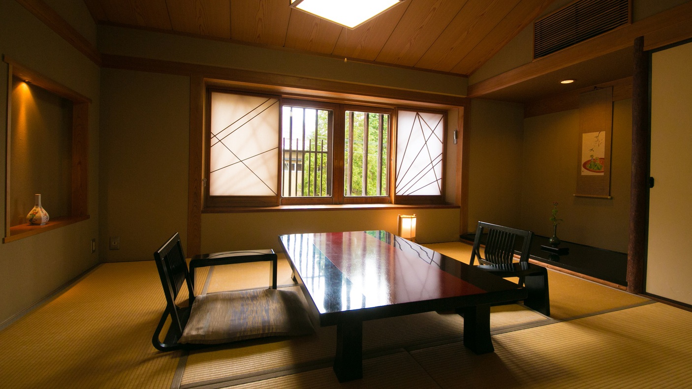 ２階　ひのき内湯付和洋室