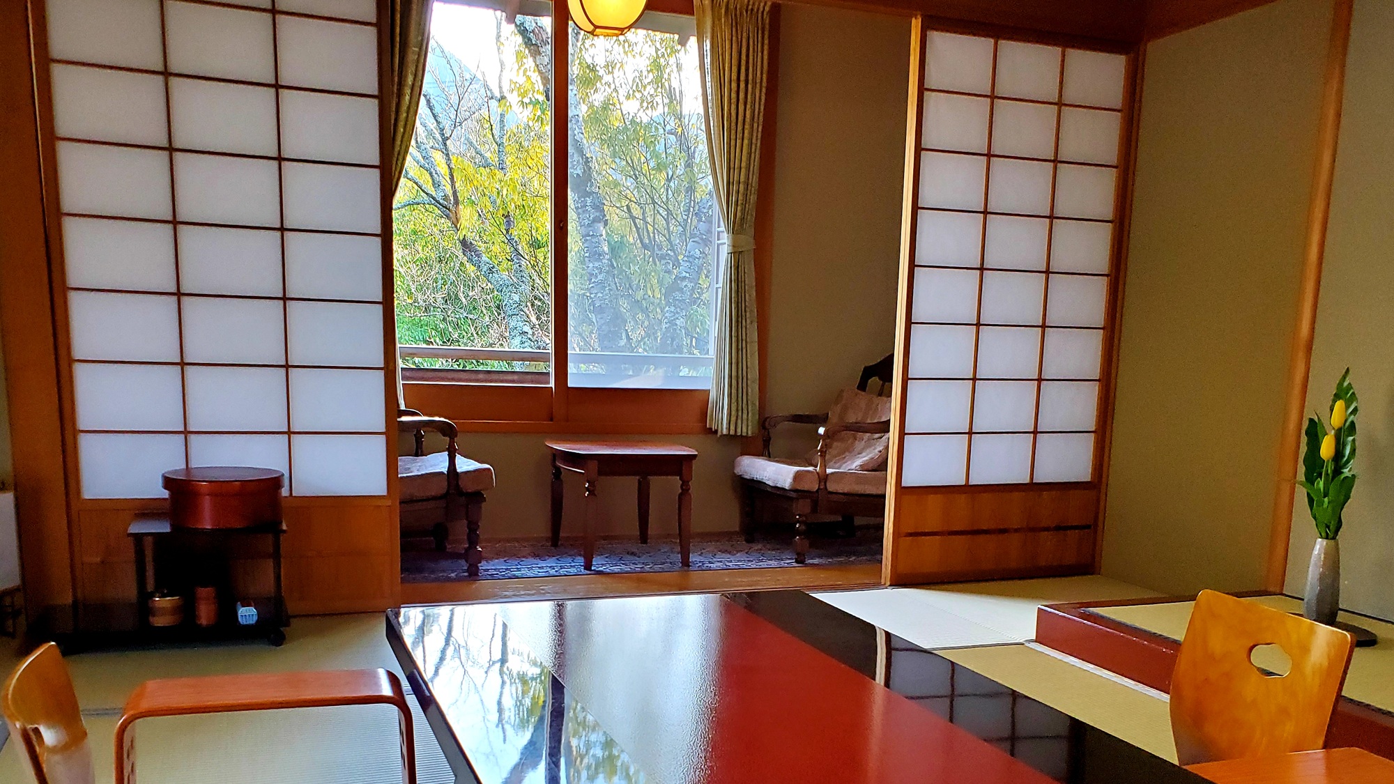 ２階　和室10畳+踏込