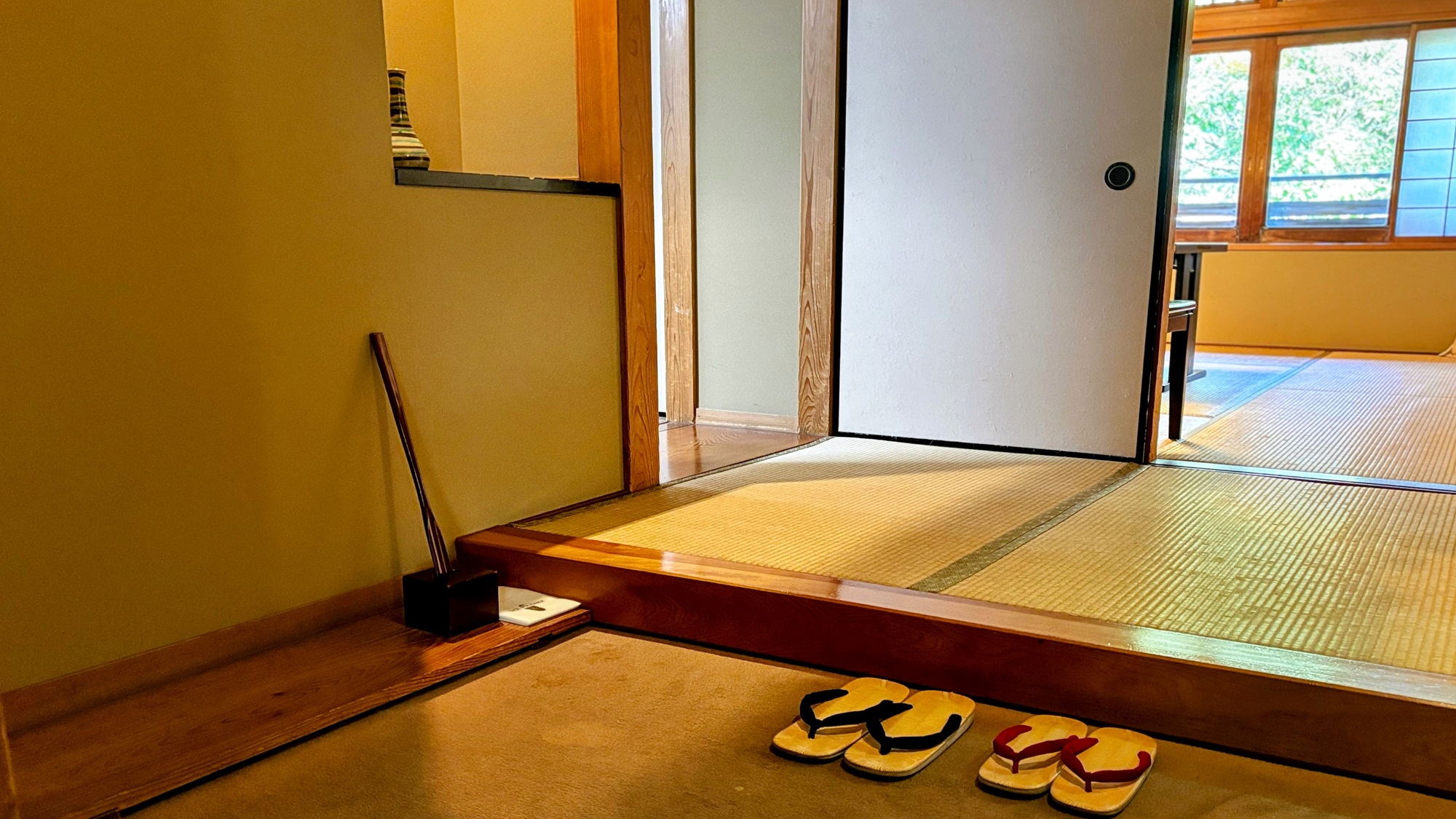 ２階　和室２間（８畳+６畳）