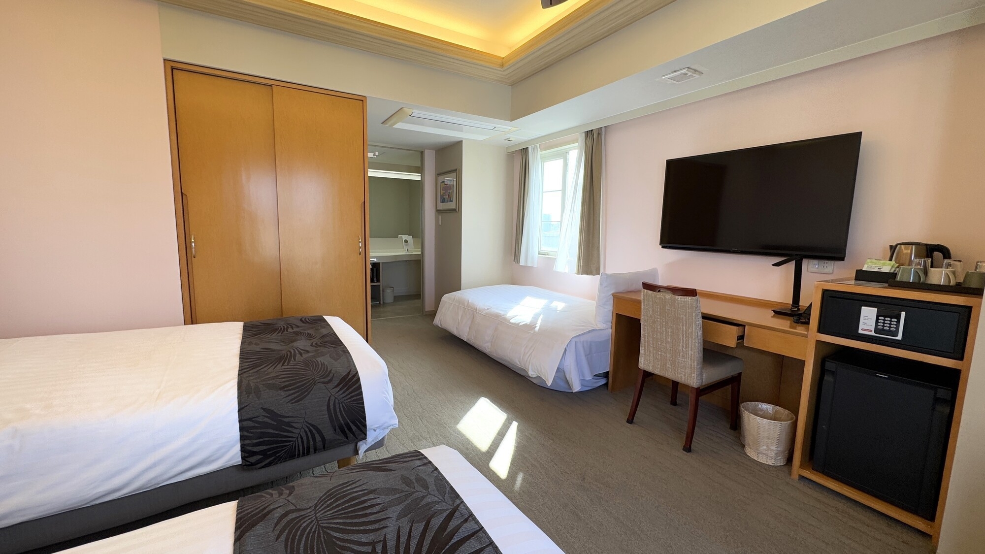 【2名〜6名利用可 2室合わせて60㎡】ご家族グループにおすすめ！コネクティングルーム確約【朝食付】