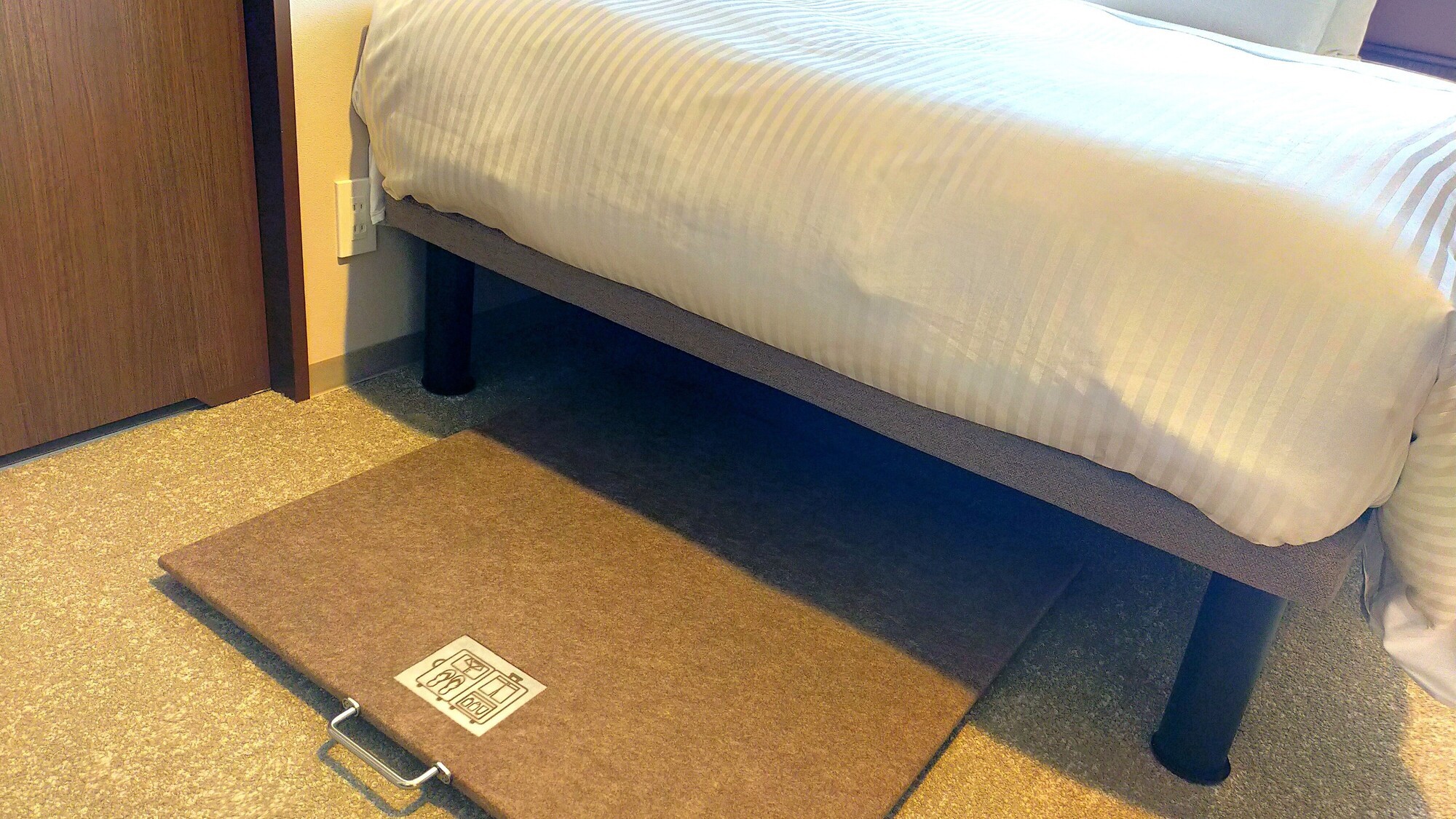 コンフォートダブル（収納バゲージボード）