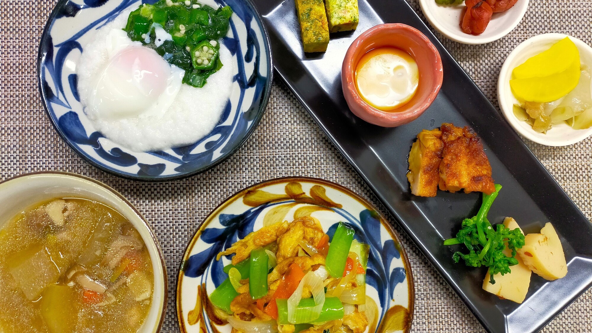 朝食バイキング