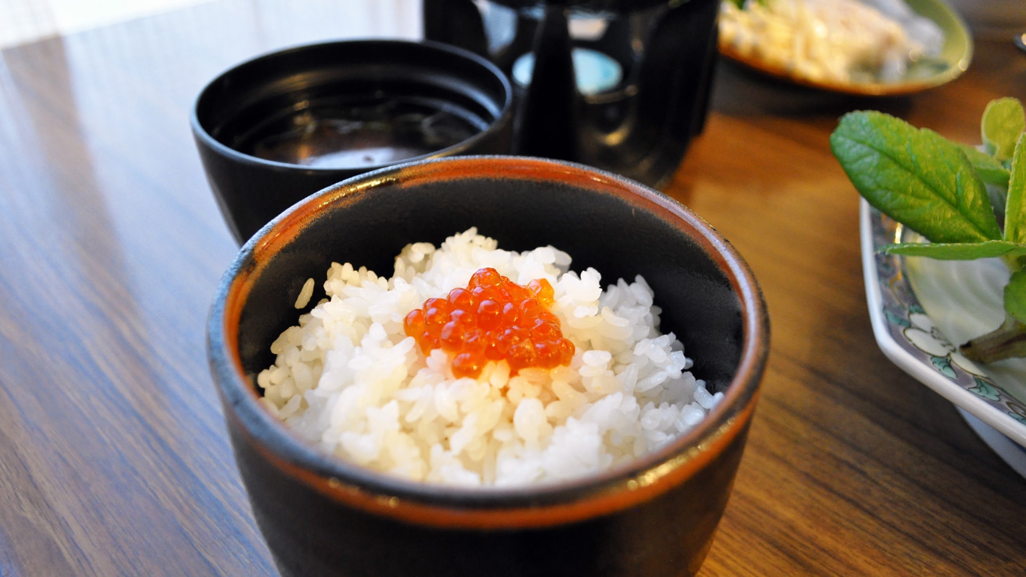 【ご夕食の一例】いくらと白米