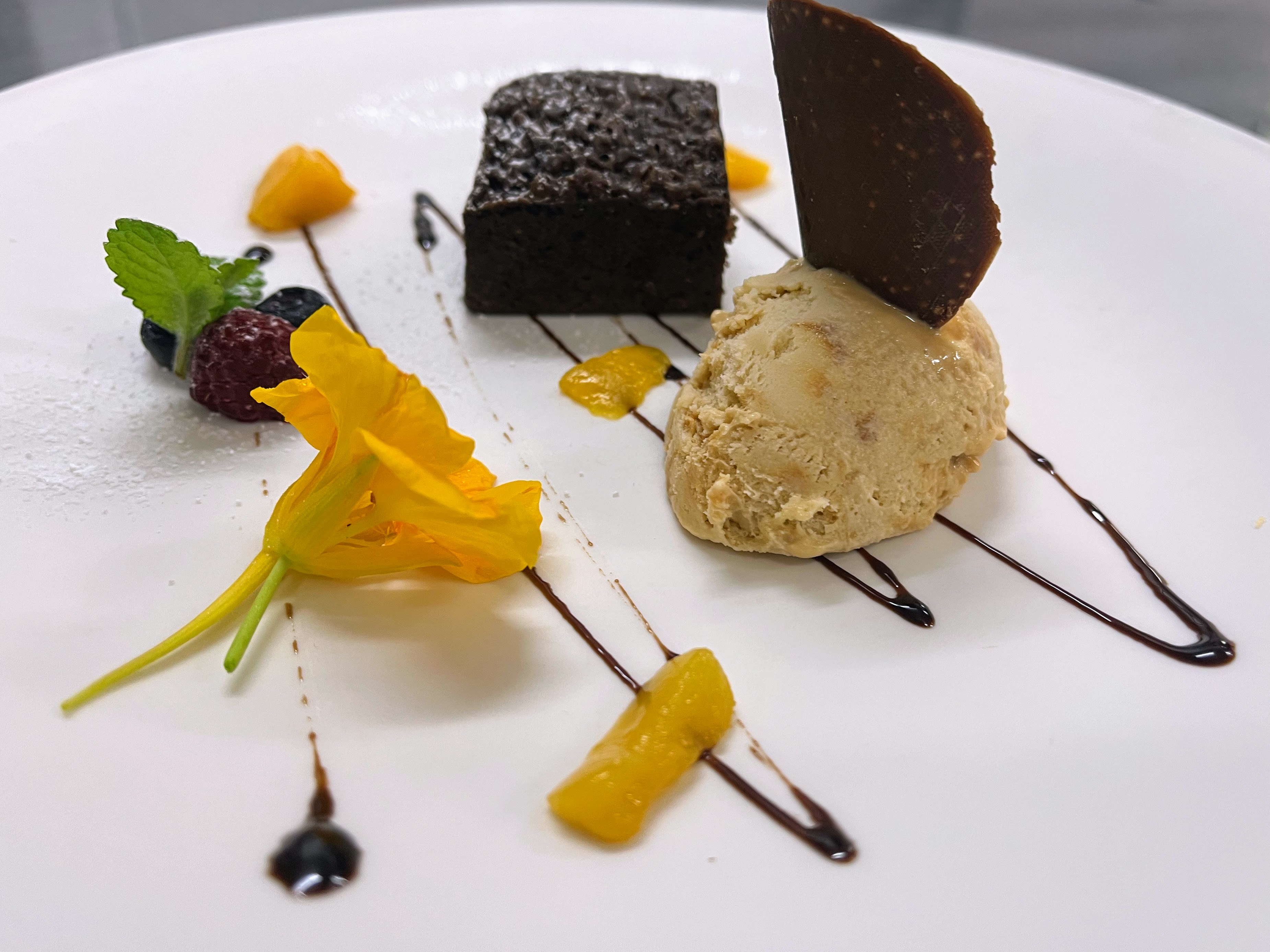 デザートの盛り合わせ３