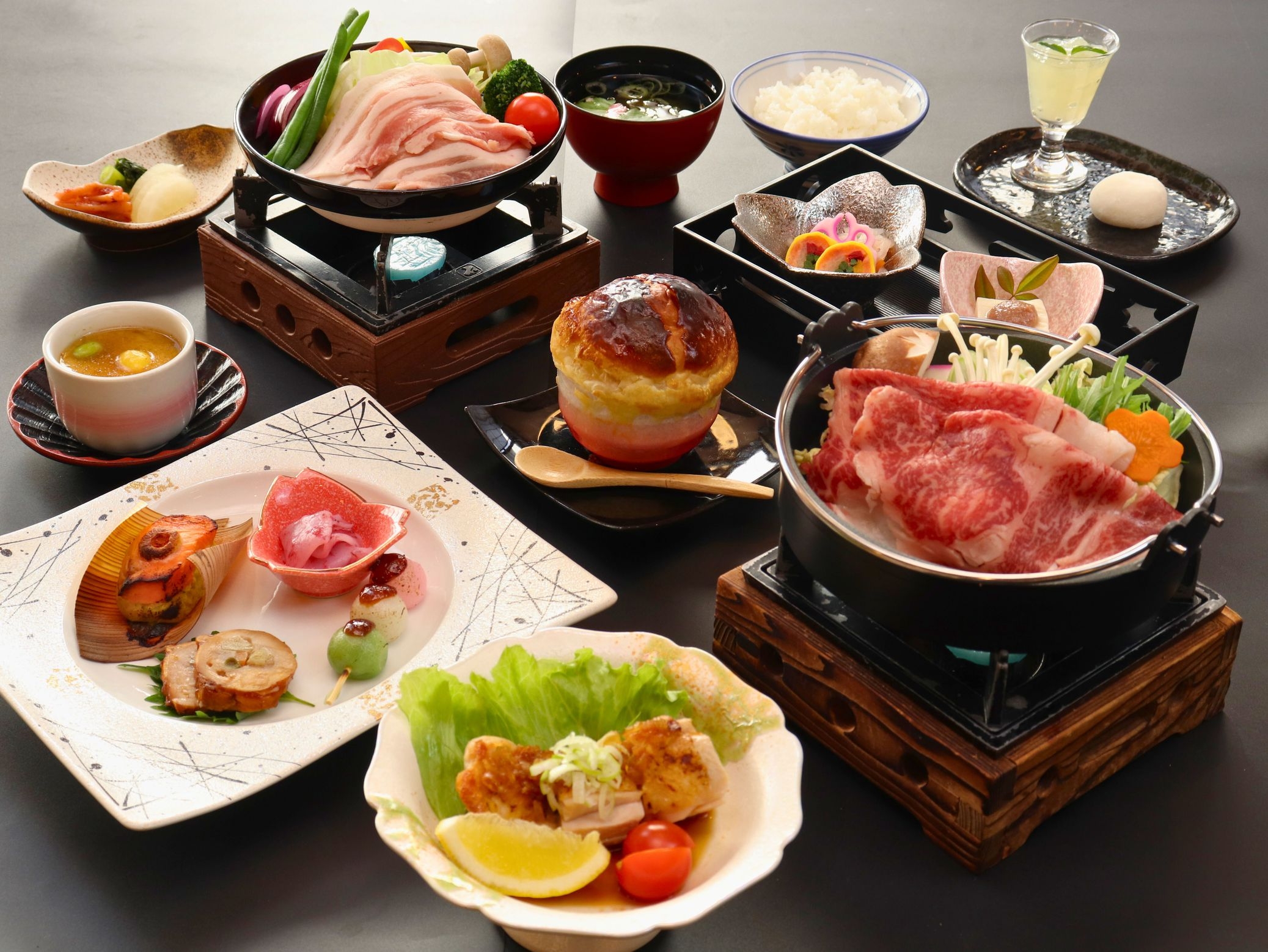 早期割★30日前までの予約で当館一番人気のプランがお得に♪【朝・夕飲み放題の2食付】