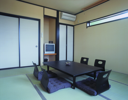 新館和室 （10〜15畳）