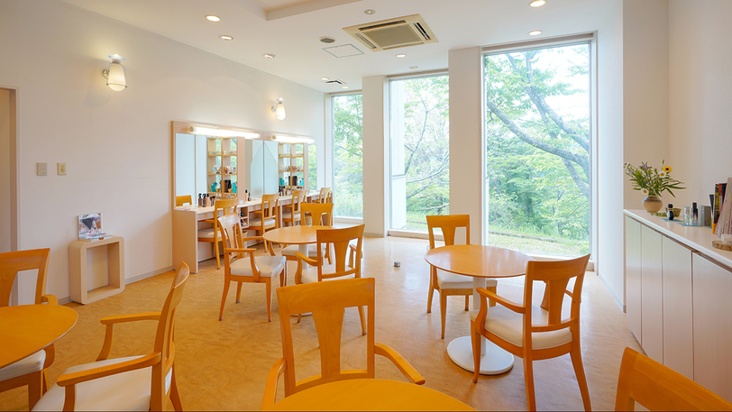 【期間限定・シングル限定】【女性限定・エステ付】シングル1泊2食＋フェイシャルエステ付プラン