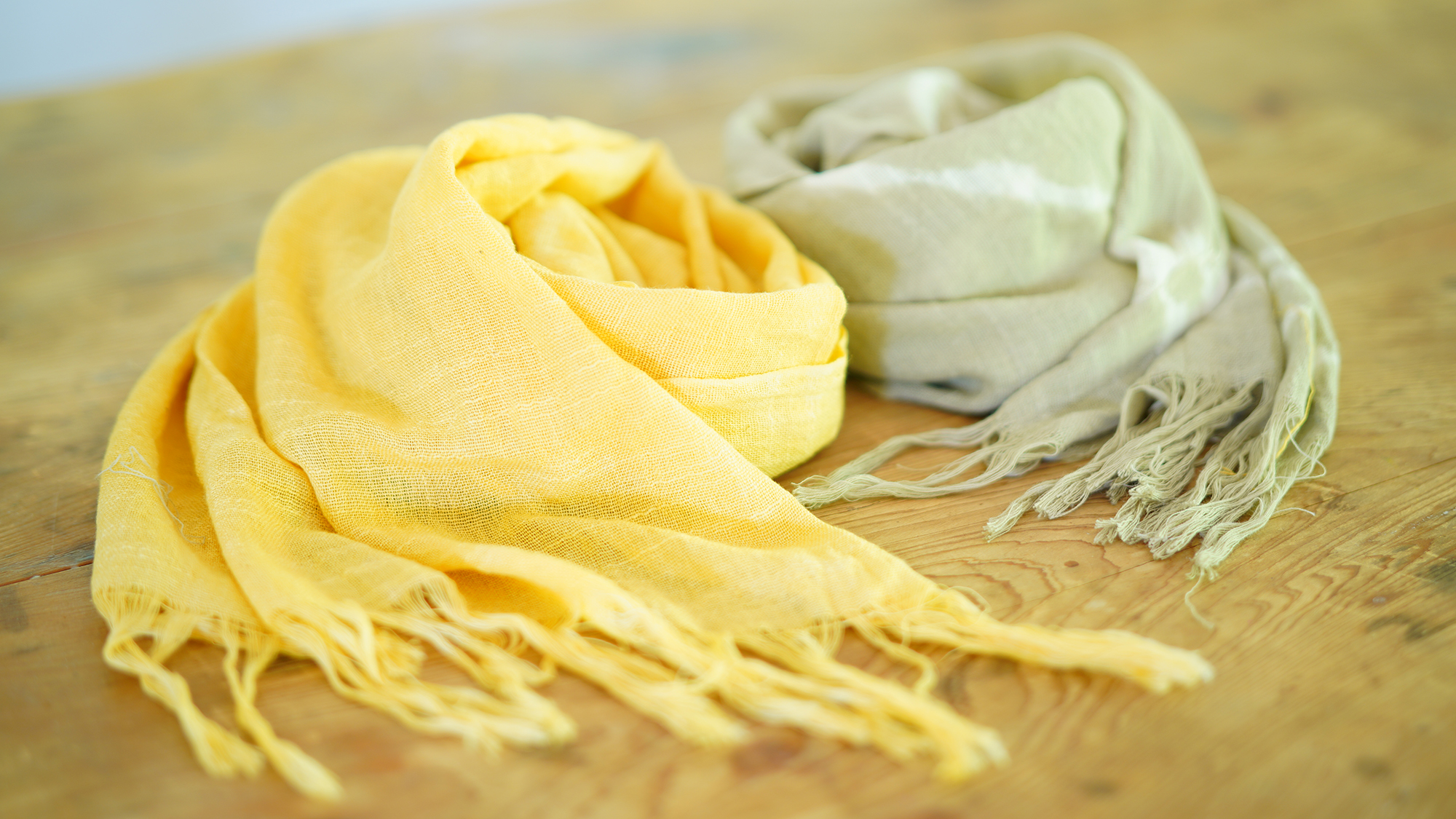 ハーブクラフト　ハーブ染め