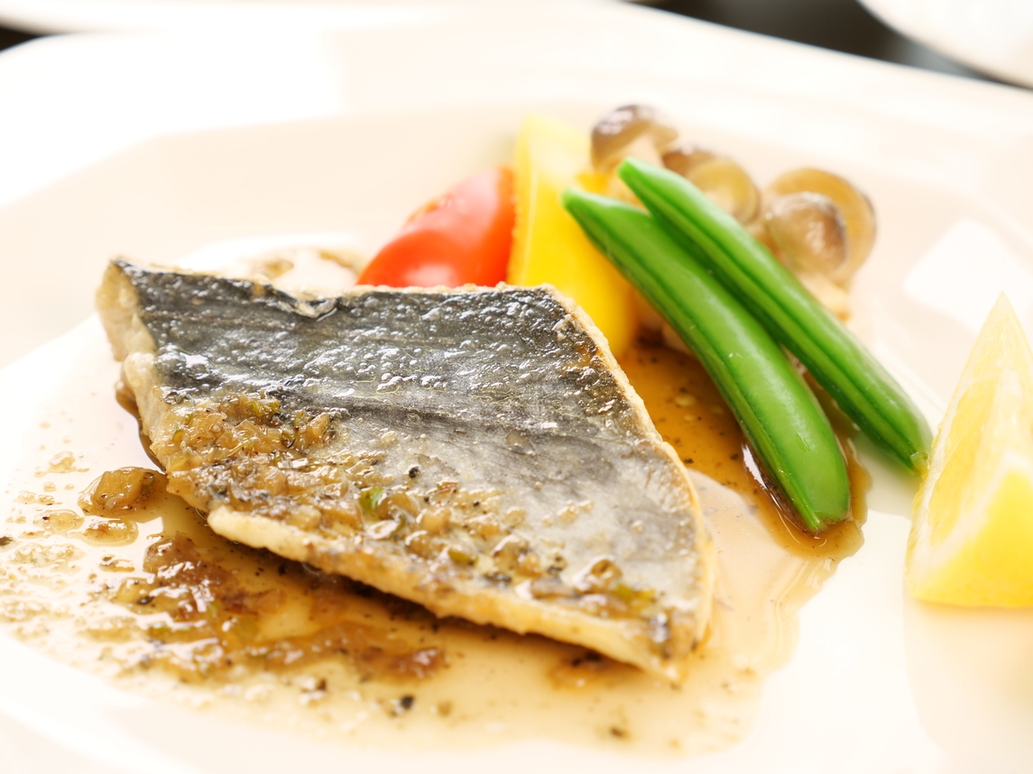 【２食付き】夕食と朝食付きのお食事付きプラン、地物を使った手作りのお食事はご好評頂いております。