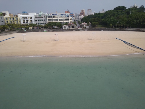 ふかふかベッドの女性専用シェアルーム　バス・トイレ・冷蔵庫・エアコンつき　アメニティも充実