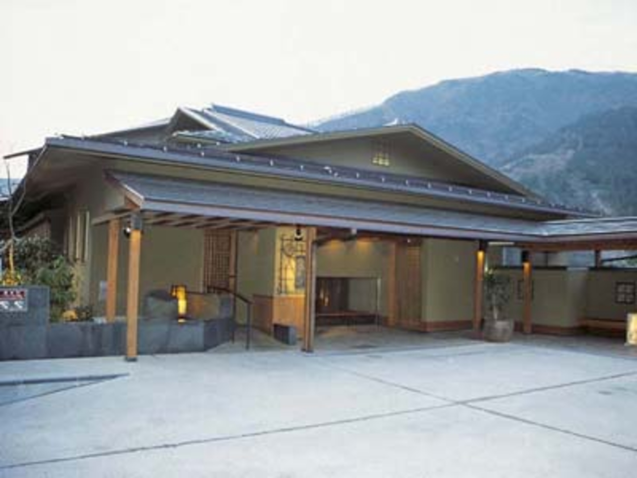 箱根吟遊(ぎんゆう)