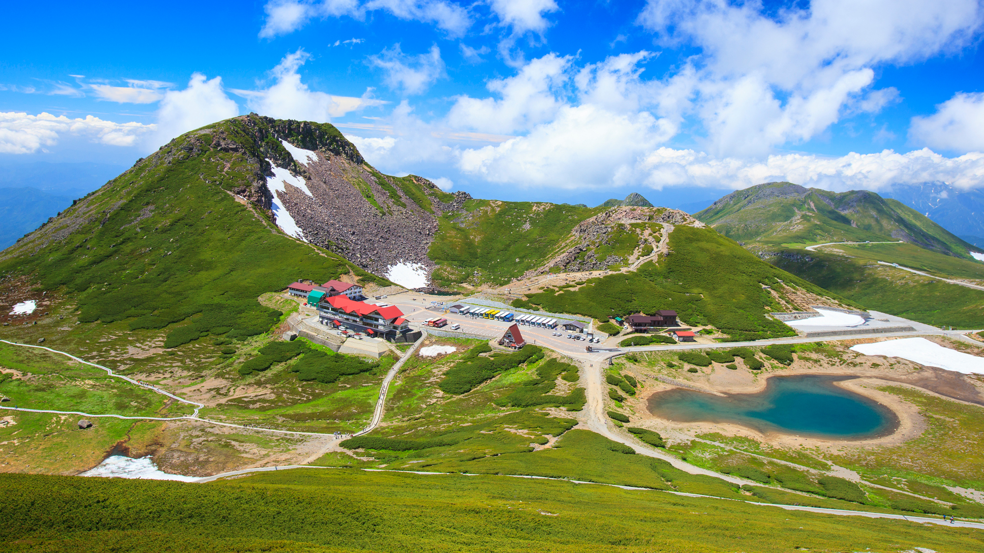 夏の乗鞍畳平　※散策中はワンちゃんたちを当館にてお預かりできます
