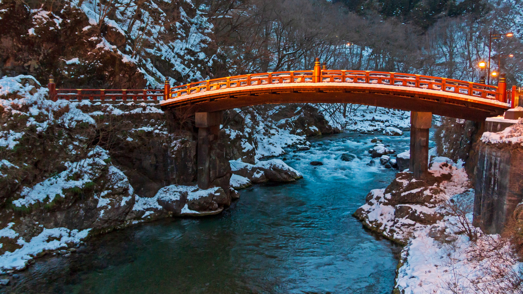 冬の日光神橋