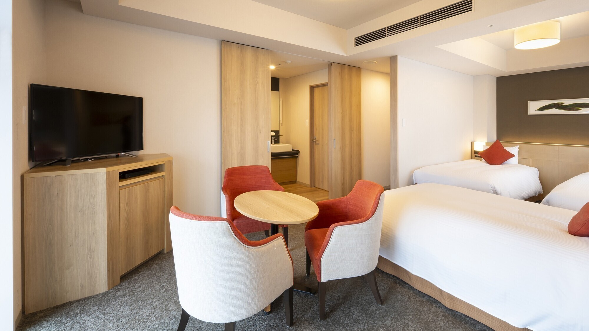 スクエアコーナーフォース（ベッド3台常設）