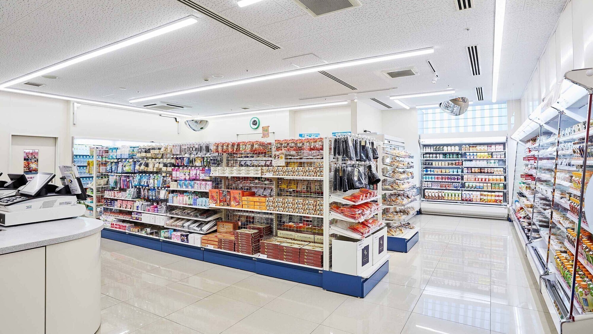 館内コンビニエンスストア