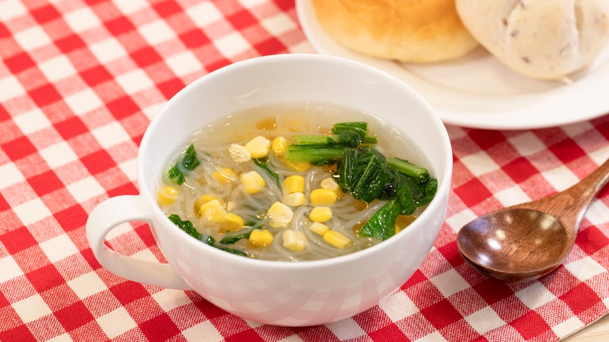 【横浜関内限定中華スープ】神奈川県産の野菜を使用し中華風に仕上げた春雨スープです。