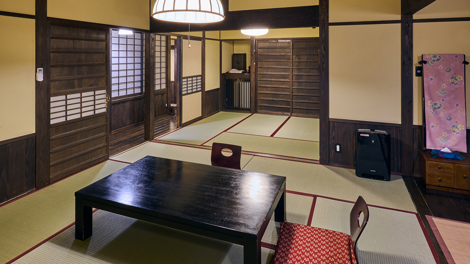 【離れ和室二間】広々とした離れ客室には..露天風呂も備わります／一例