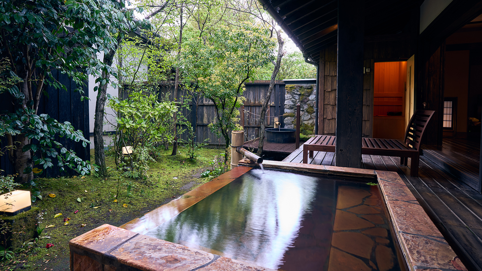 離れ特別室「紬」