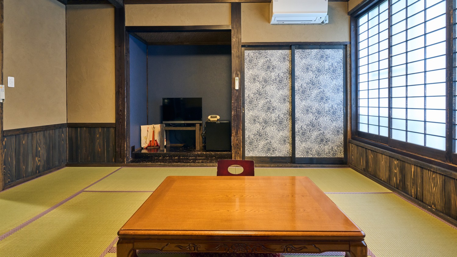 本館和室8畳