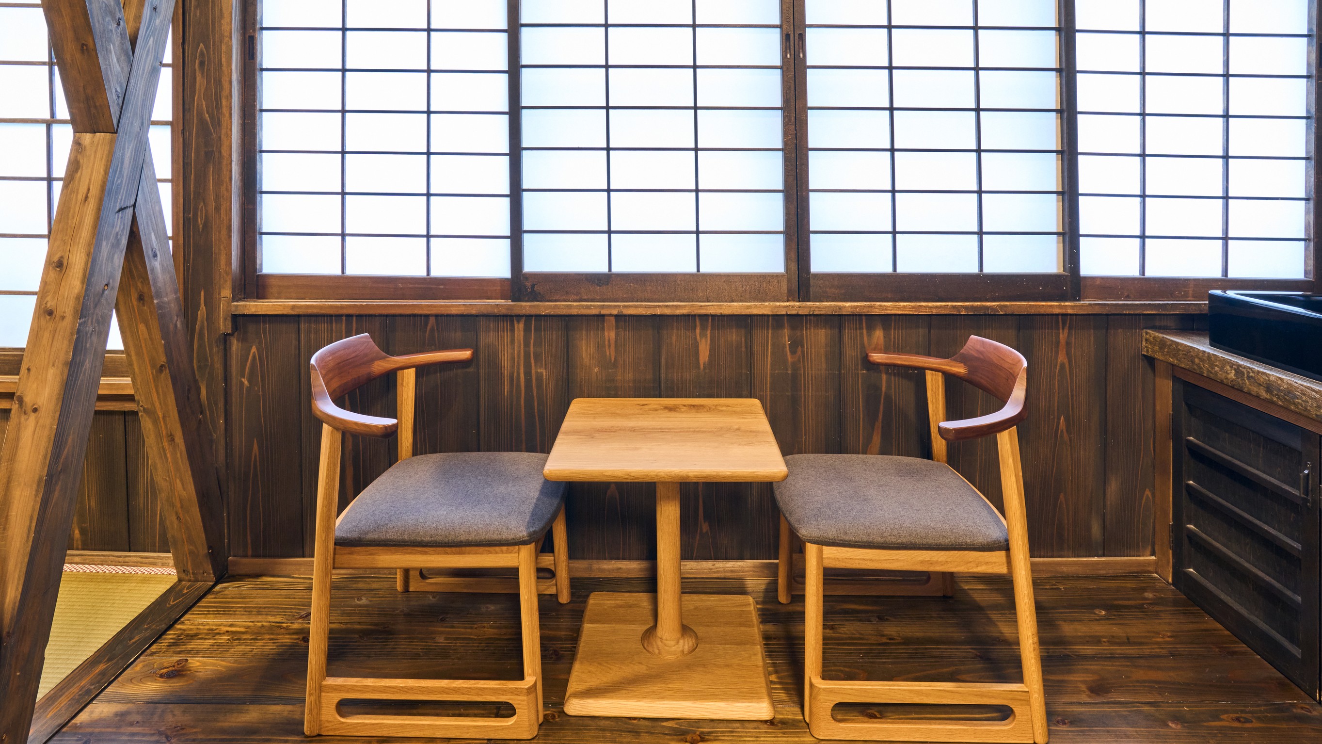本館和室6～8畳+8畳