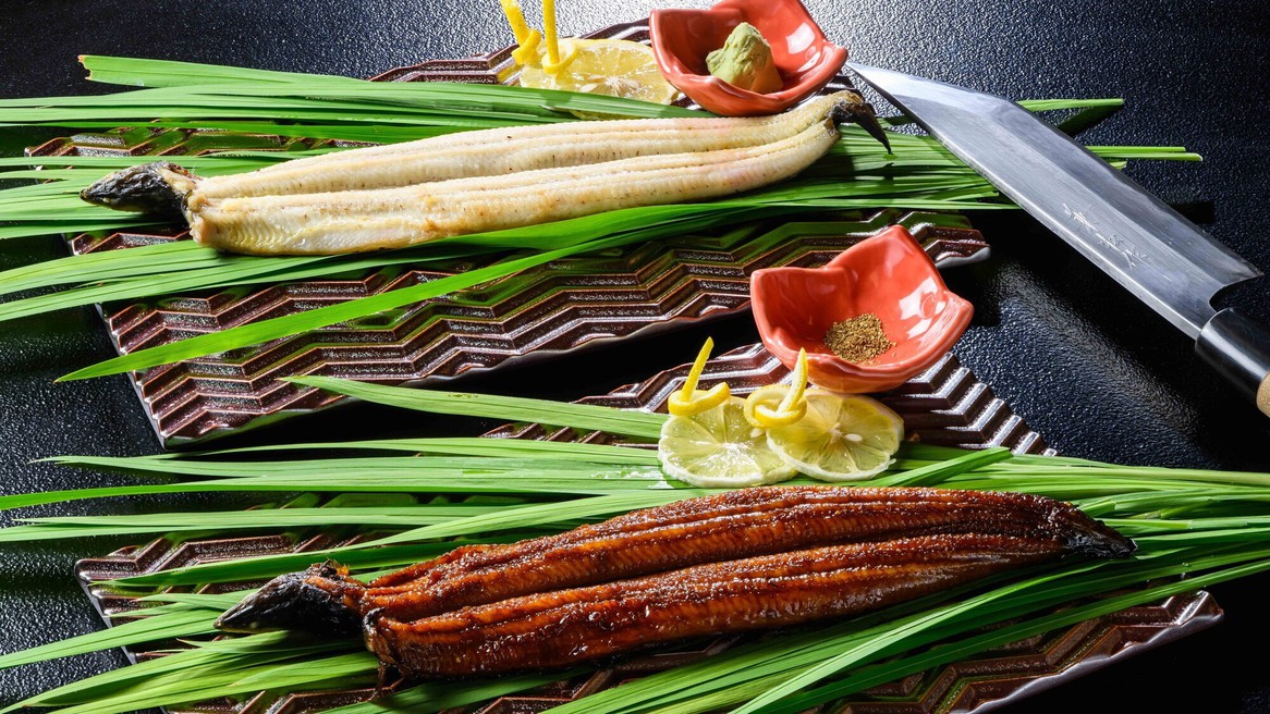 【夏グルメ】館内調理の鰻1匹付＆今が旬の鱧・鮎を楽しむ里山バイキング【新設ラウンジ無料】
