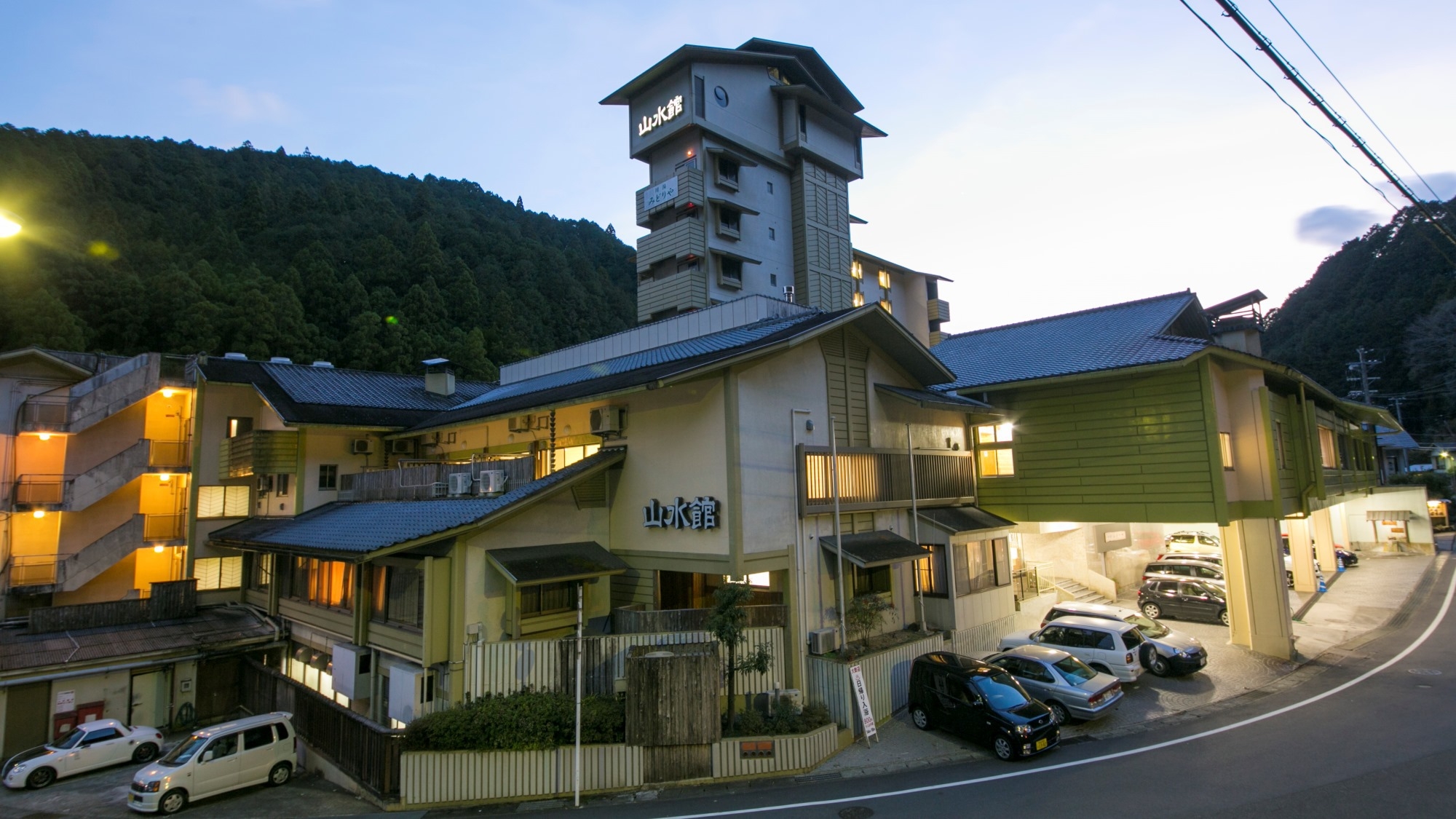 【仙人風呂オープン】大塔川をせきとめた野趣あふれる大露天風呂です！お部屋おまかせ1泊2バイキング