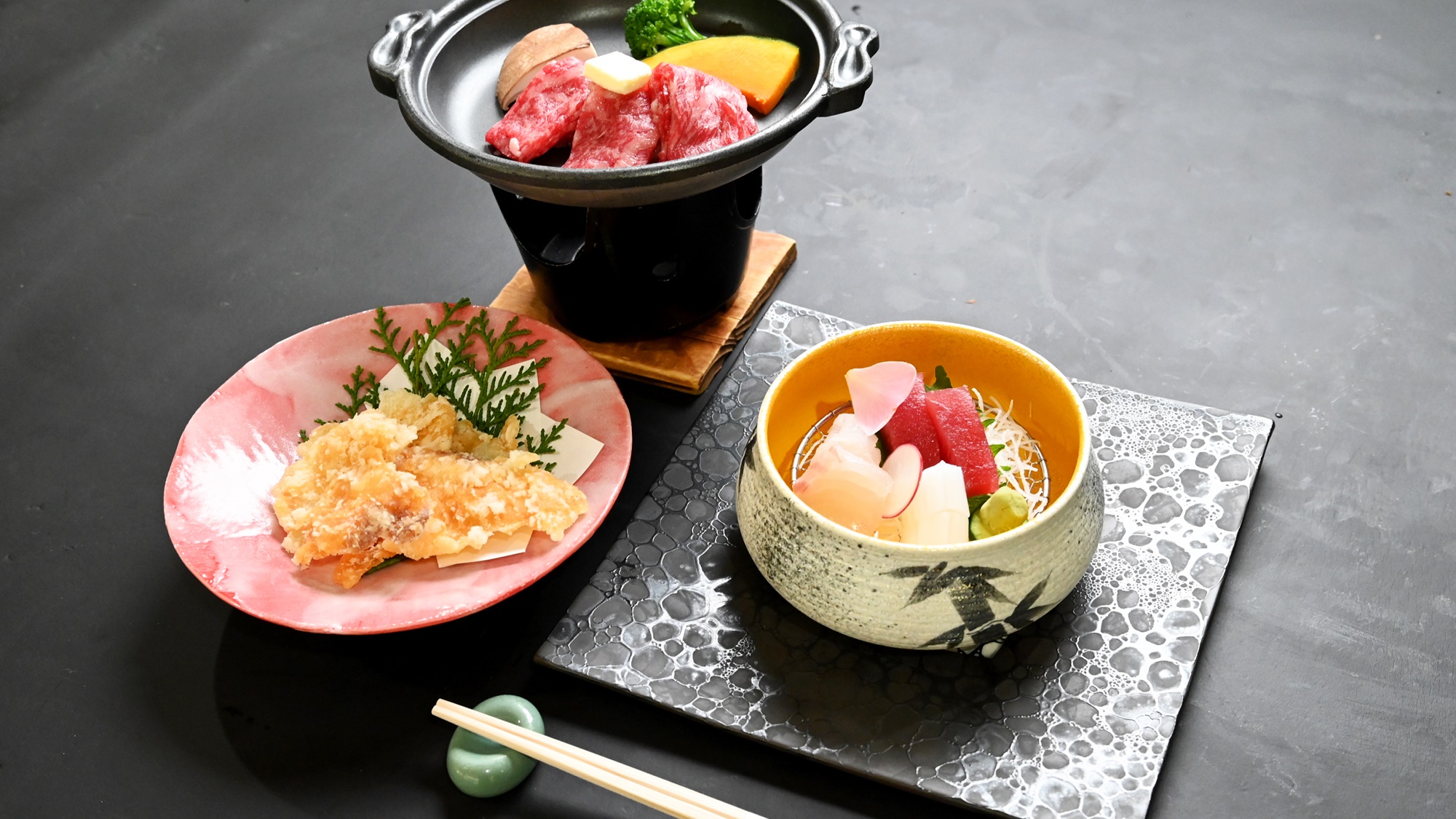 【夕食】季節の会席料理3品（一例）  