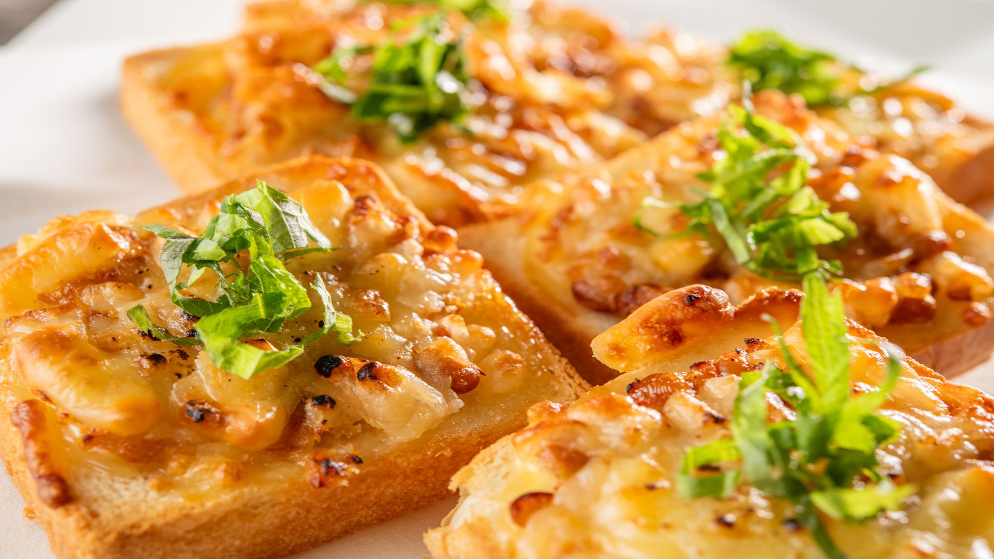 朝食ビュッフェ（春メニュー）【納豆のピザトースト】