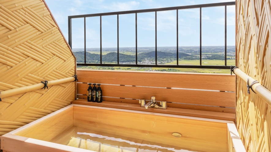 客室付き露天風呂)