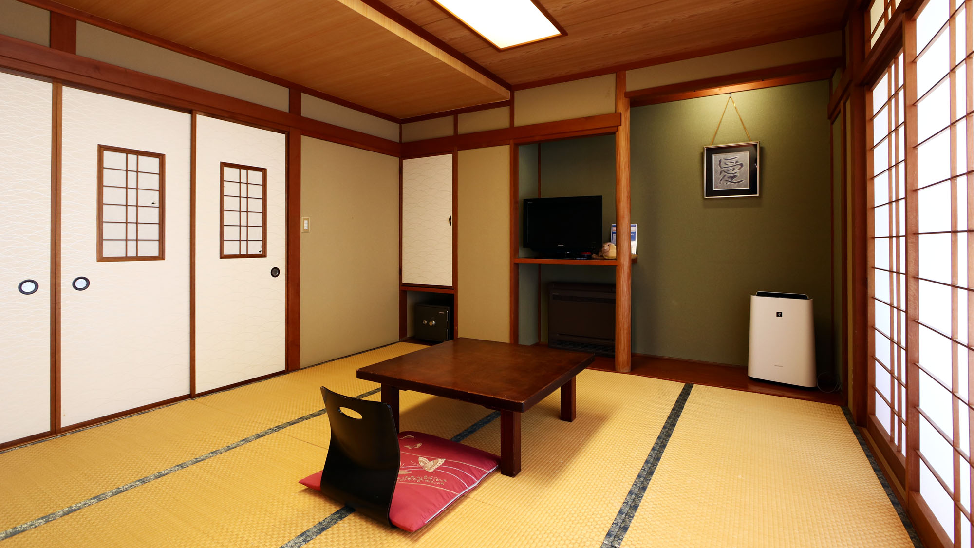 おまかせ和室：人数によって泊まれる和室８畳の客室の一例
