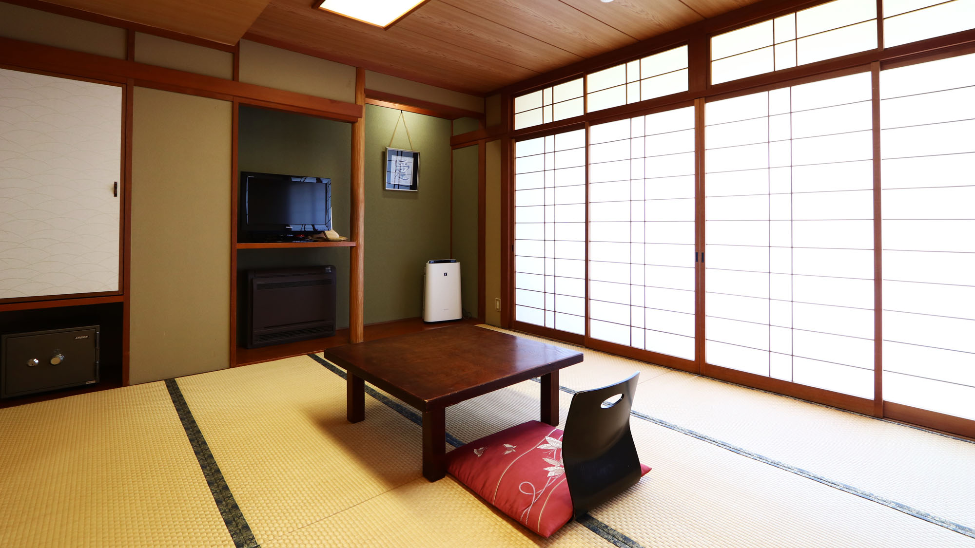 おまかせ和室：人数によって泊まれる和室８畳の客室の一例