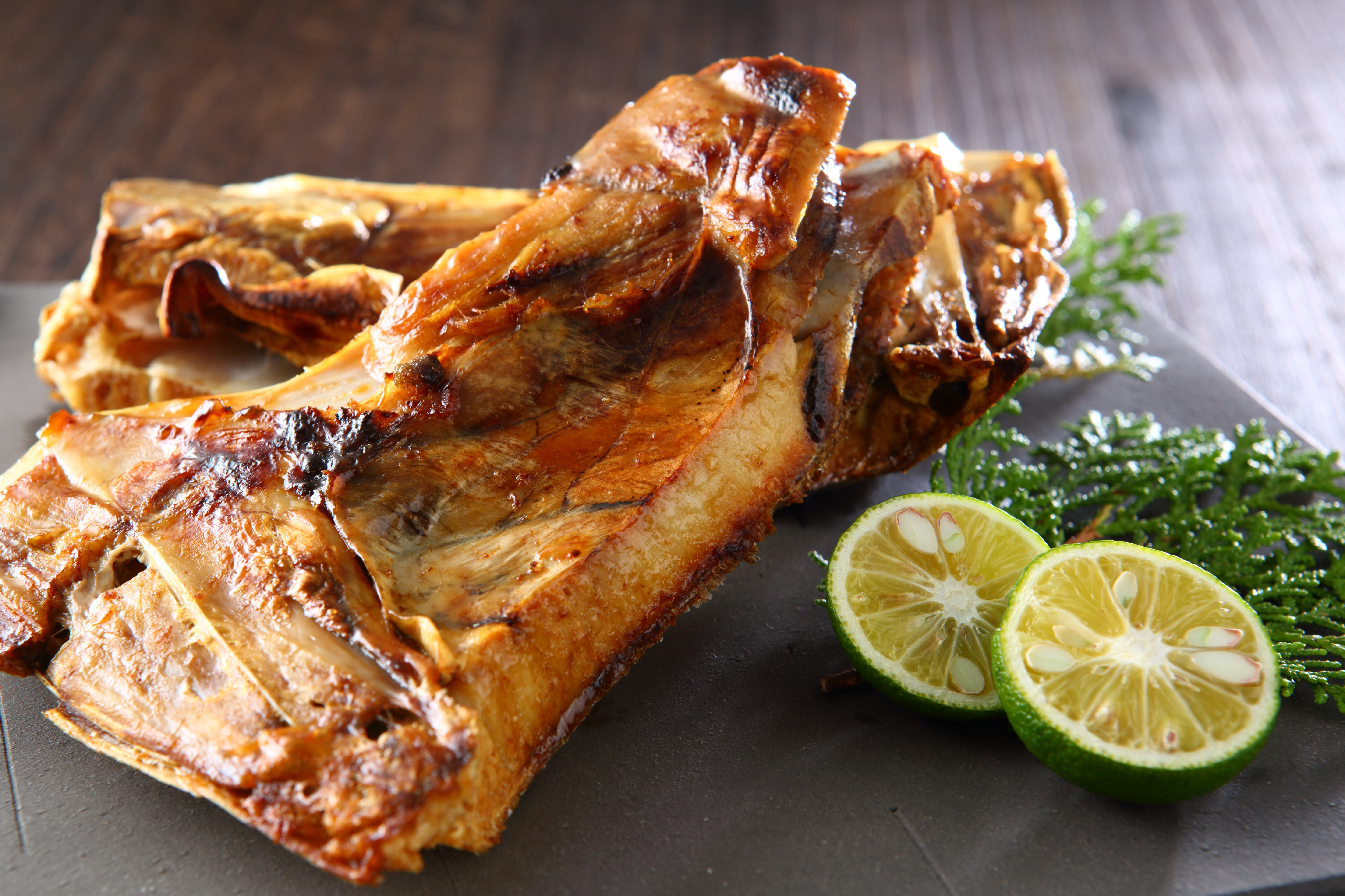 まぐろのカマ焼き